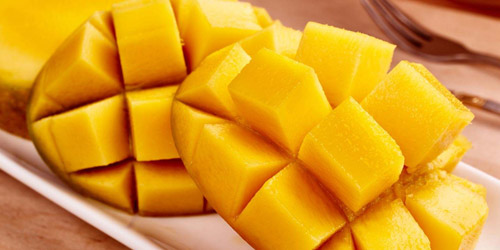 What are the benefits of eating mangoes regularly?